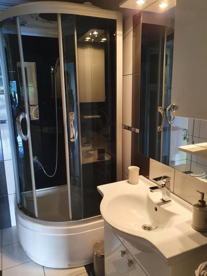 Apartamento Apartman Luka Sinj Exterior foto